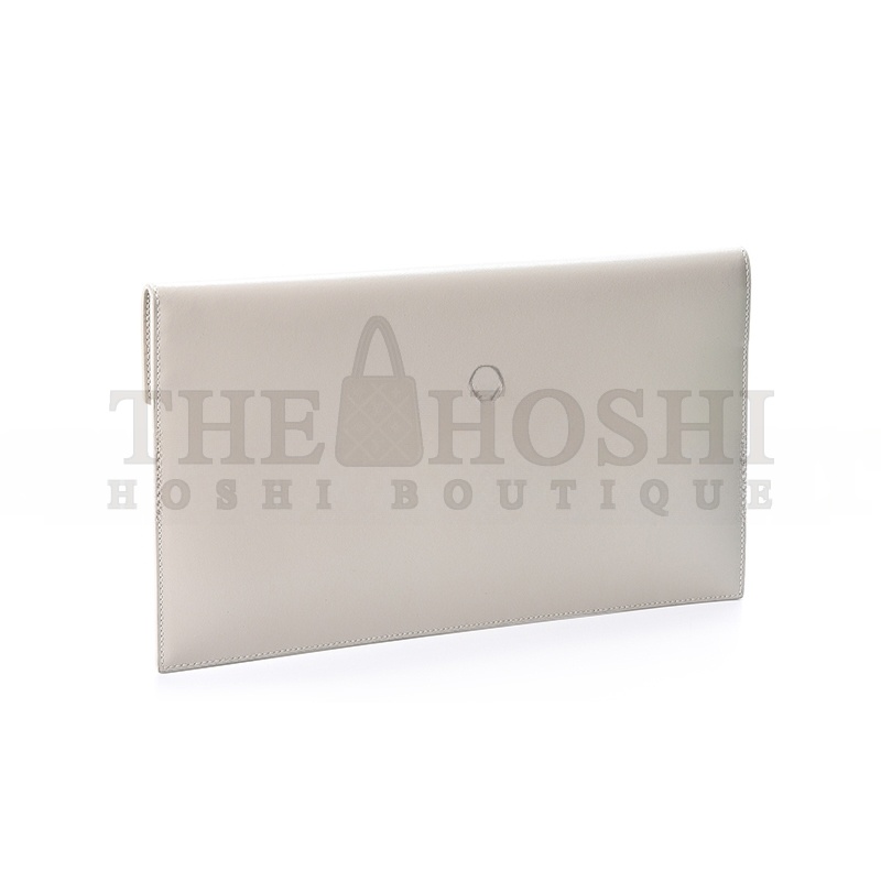 Y51 UPTOWN POUCH IN SMOOTH LEATHER 565739562003 (27*16*2cm) Master Quality